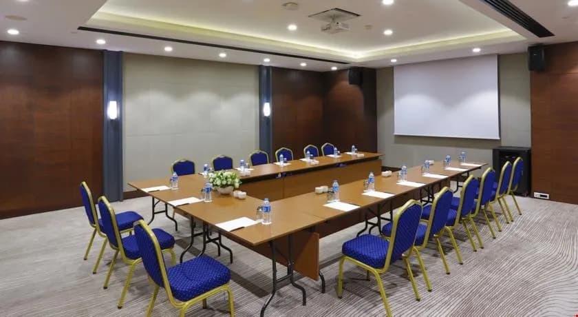 Grand Harilton Hotel-35