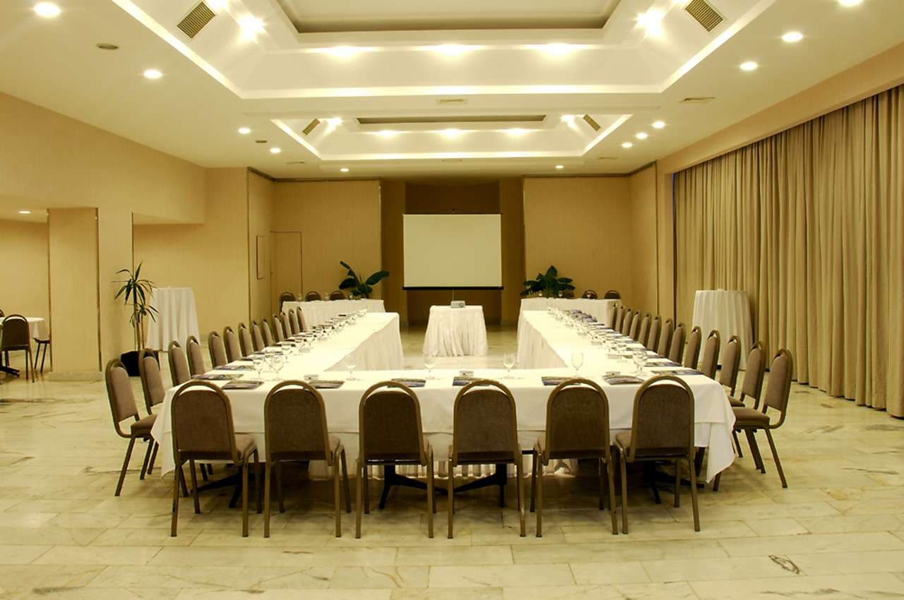 Korumar Deluxe Hotel Kuşadası-76