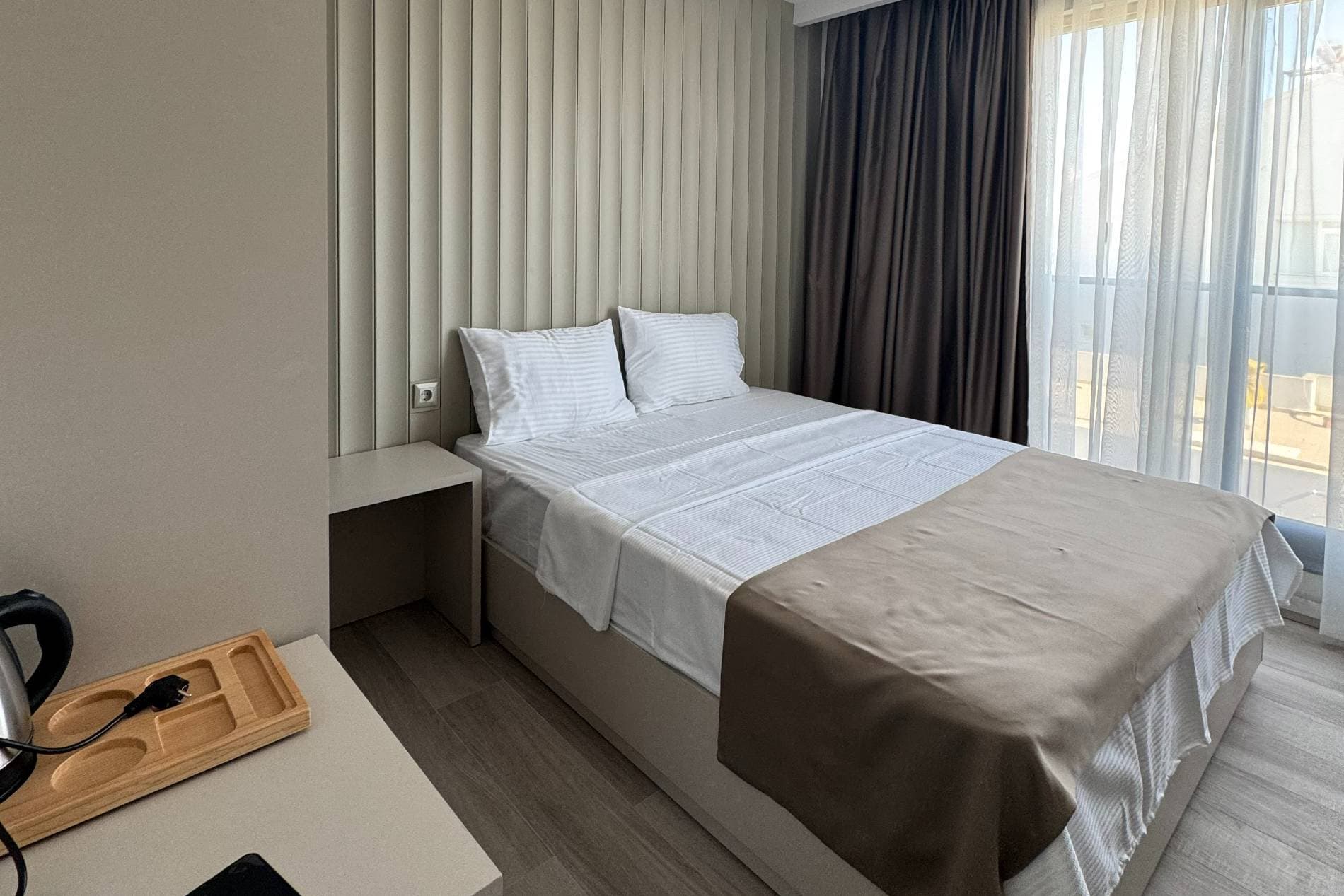 Mad Inn Lara-10