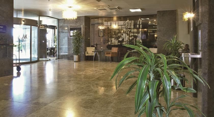 Ramada By Wyndham Istanbul Pera-9