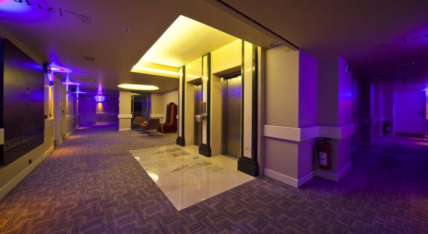 Ramada By Wyndham Istanbul Pera-12