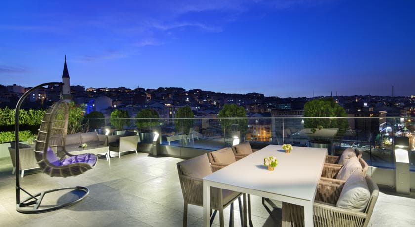 DoubleTree By Hilton İstanbul Piyalepaşa Hotel-41
