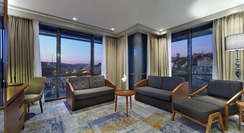 DoubleTree By Hilton İstanbul Piyalepaşa Hotel-13