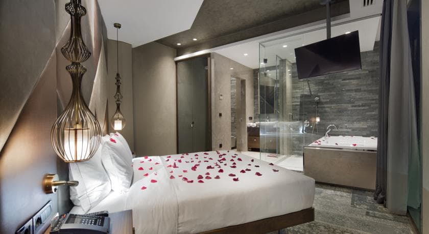 DoubleTree By Hilton İstanbul Piyalepaşa Hotel-21