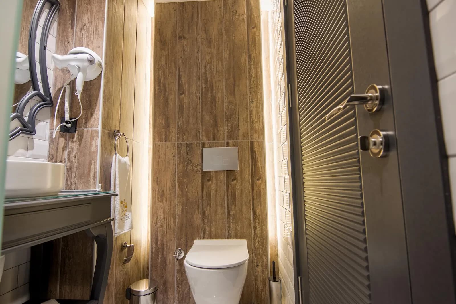 Sherlock Homes Hotels-31