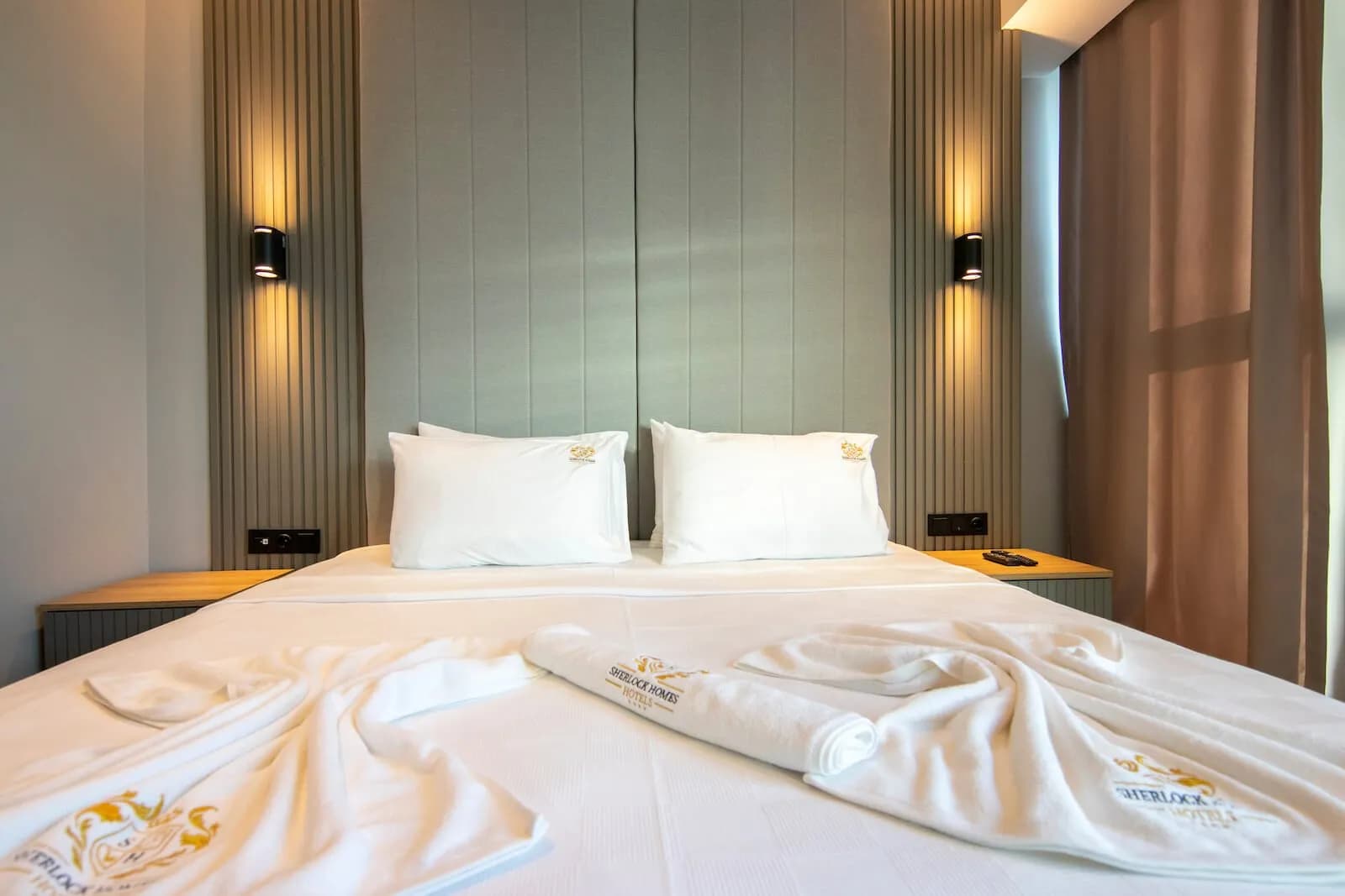 Sherlock Homes Hotels-16