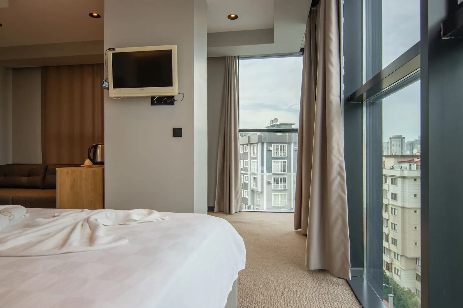 Sherlock Homes Hotels-30