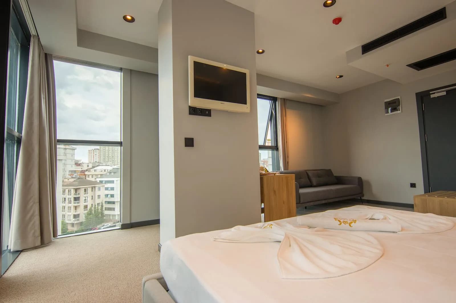 Sherlock Homes Hotels-23