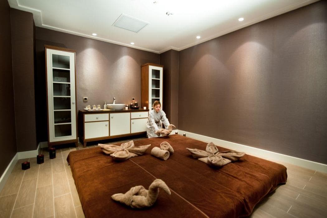 Alusso Thermal Spa & Convention Center Hotel-30