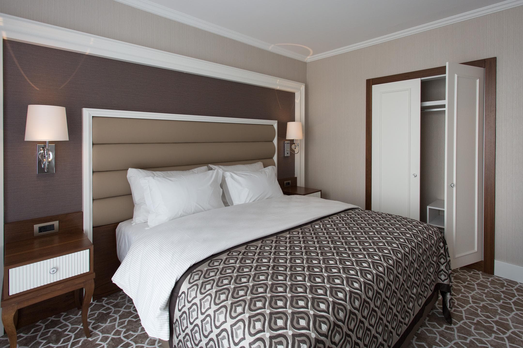 Alusso Thermal Spa & Convention Center Hotel-59