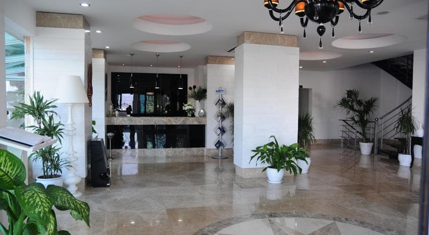 Alesta Yacht Hotel-27