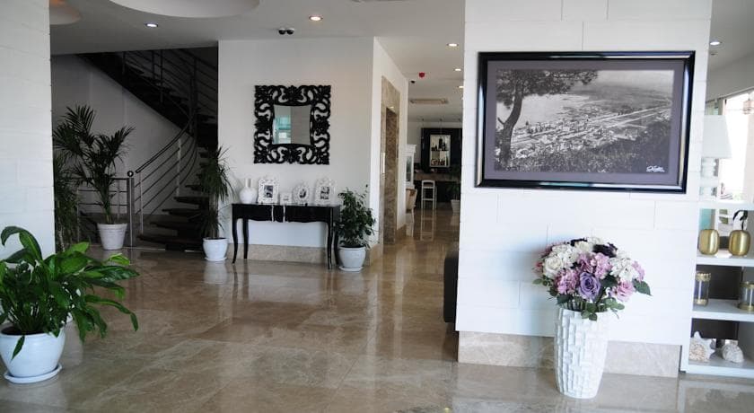 Alesta Yacht Hotel-26