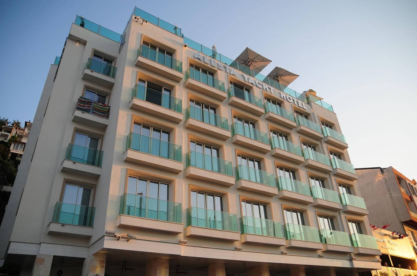 Alesta Yacht Hotel-0