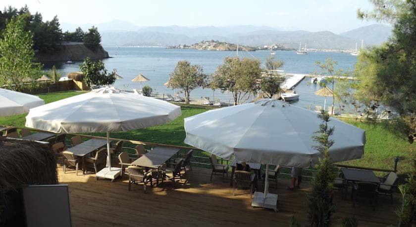 Alesta Yacht Hotel-8