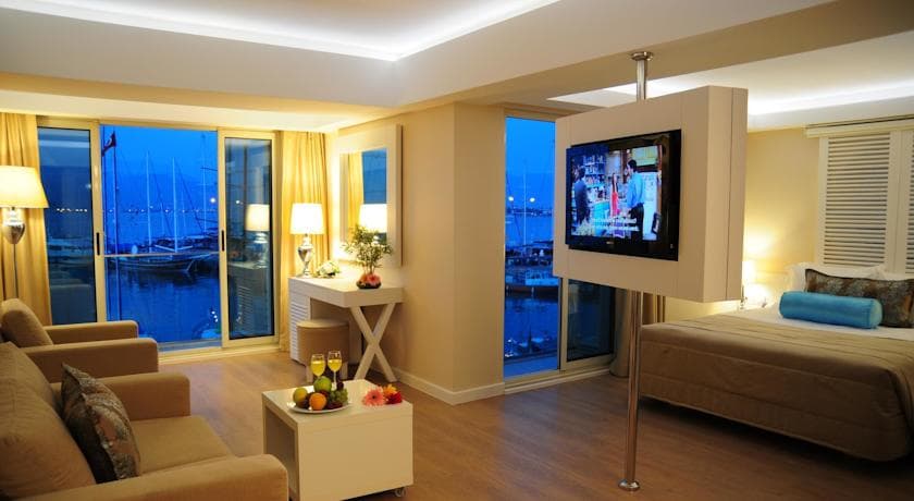 Alesta Yacht Hotel-23