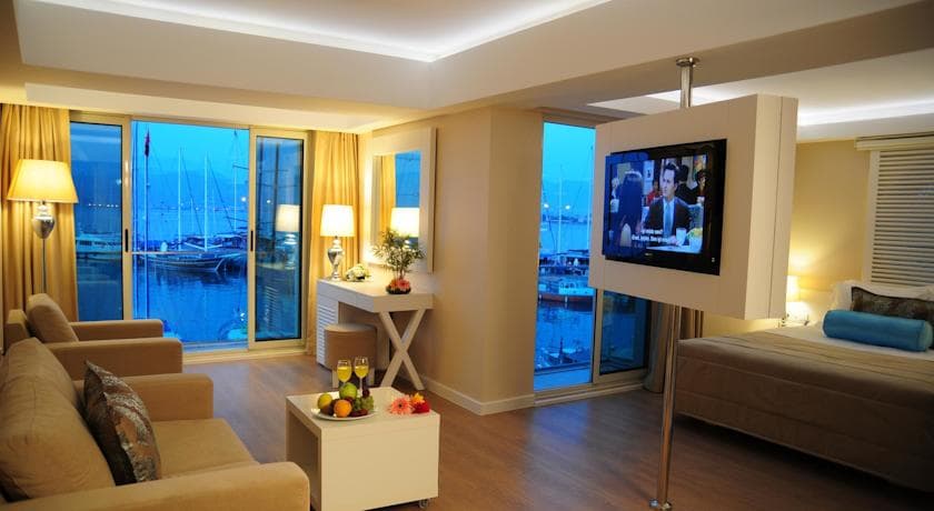 Alesta Yacht Hotel-22