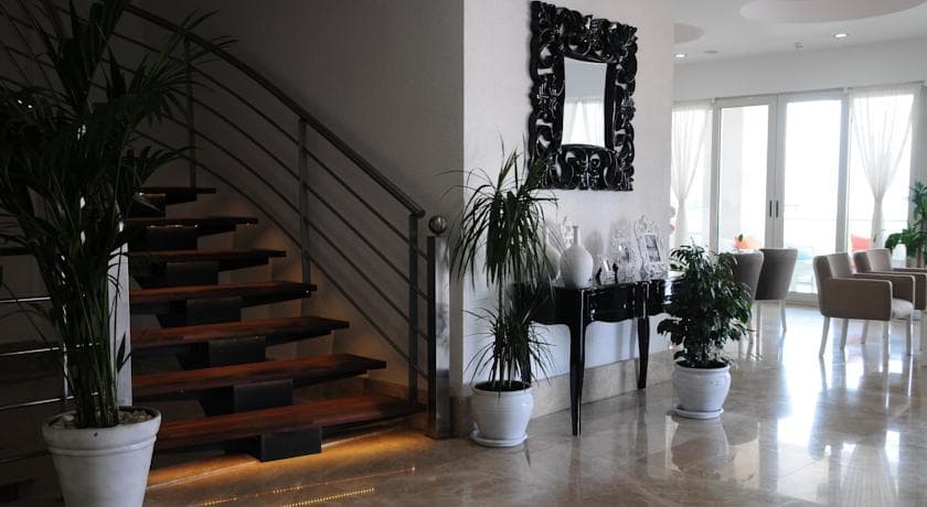 Alesta Yacht Hotel-28