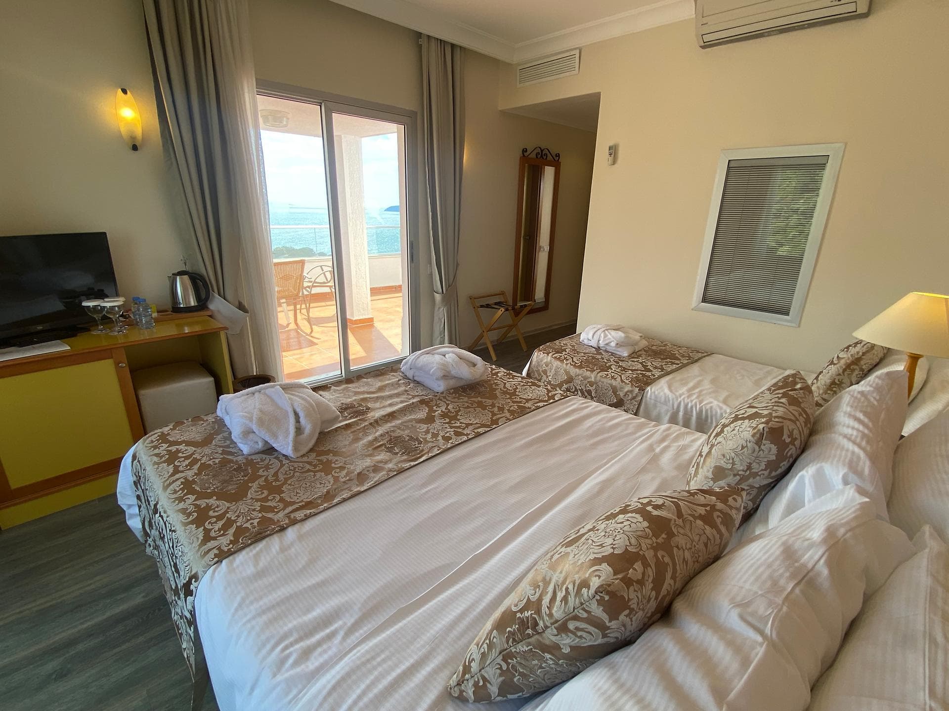 Roseira Beach Resort-19