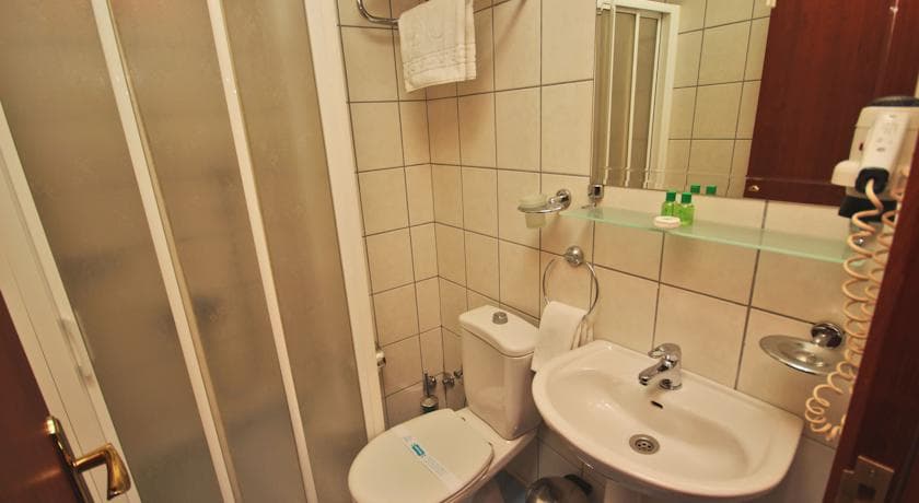 Golden Siyav Hotel-13