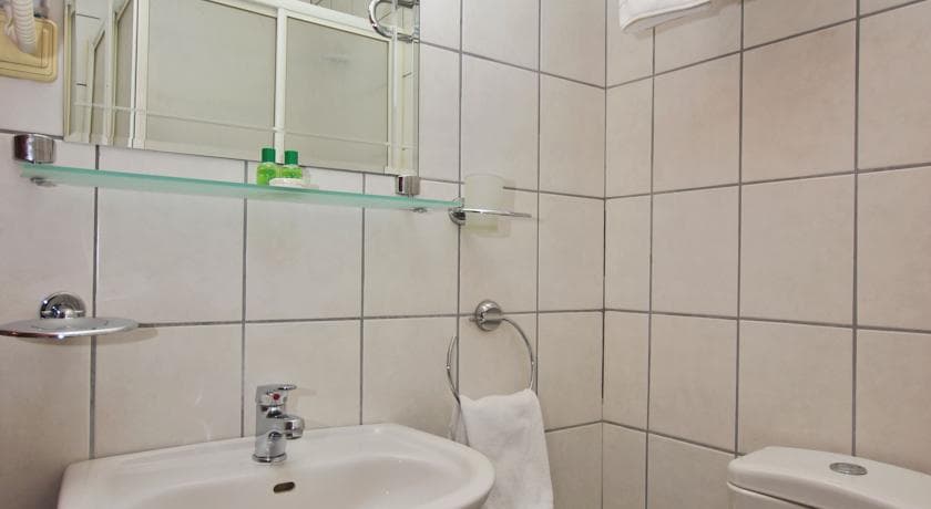 Golden Siyav Hotel-16