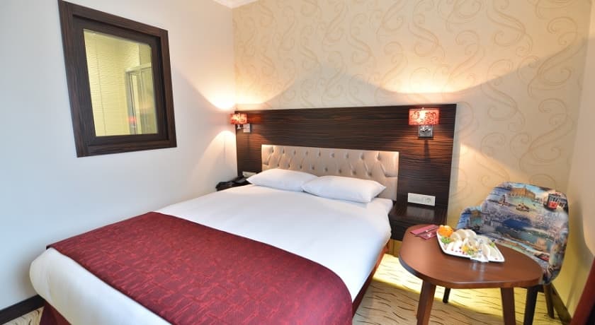 Golden Siyav Hotel-40