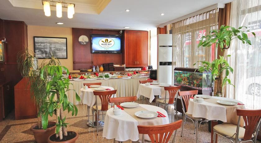 Golden Siyav Hotel-15