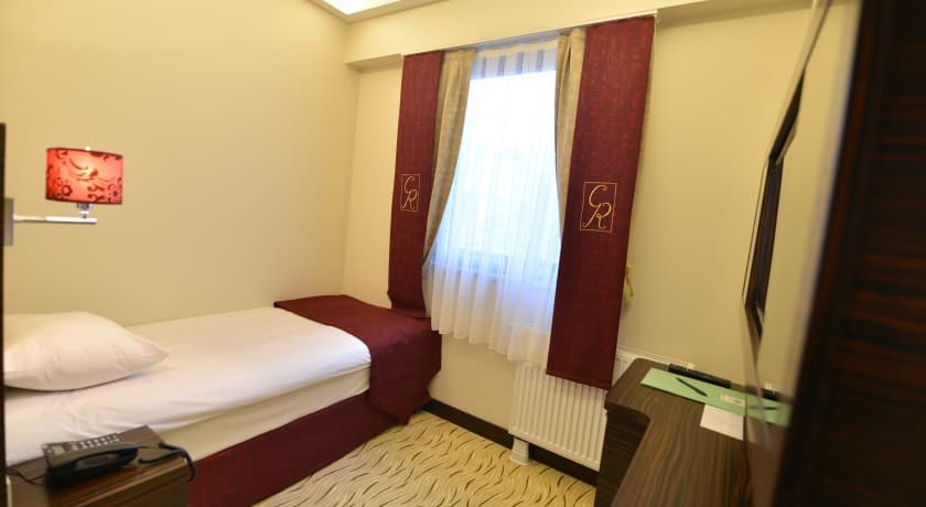 Golden Siyav Hotel-39