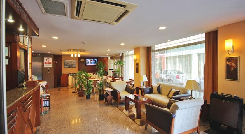 Golden Siyav Hotel-21