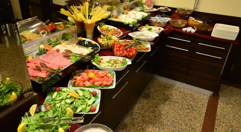 Golden Siyav Hotel-42