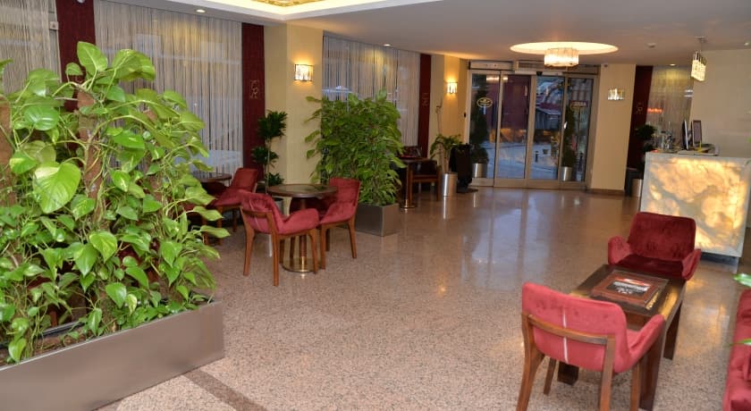 Golden Siyav Hotel-36