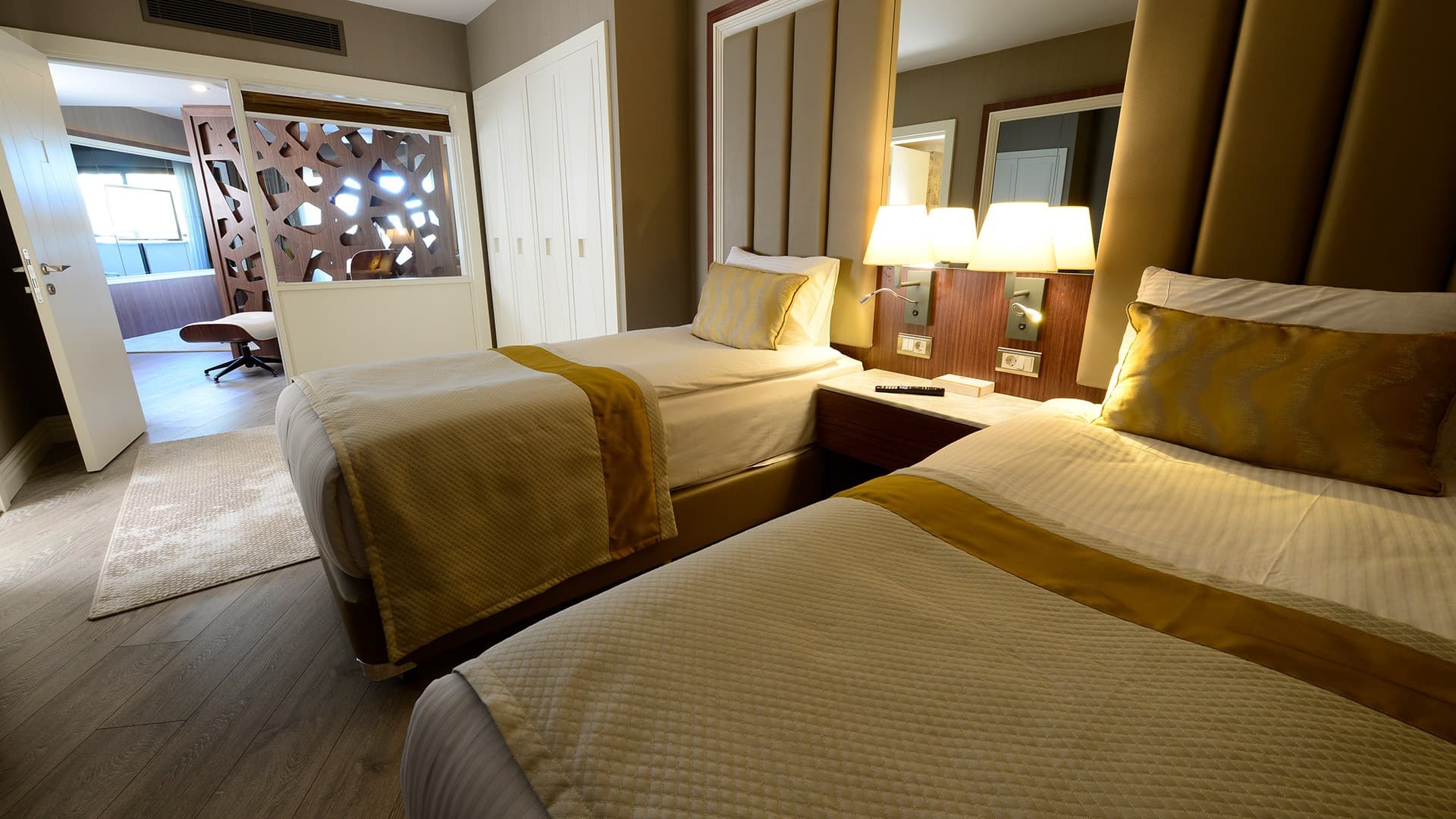 Wome Deluxe Hotel-44