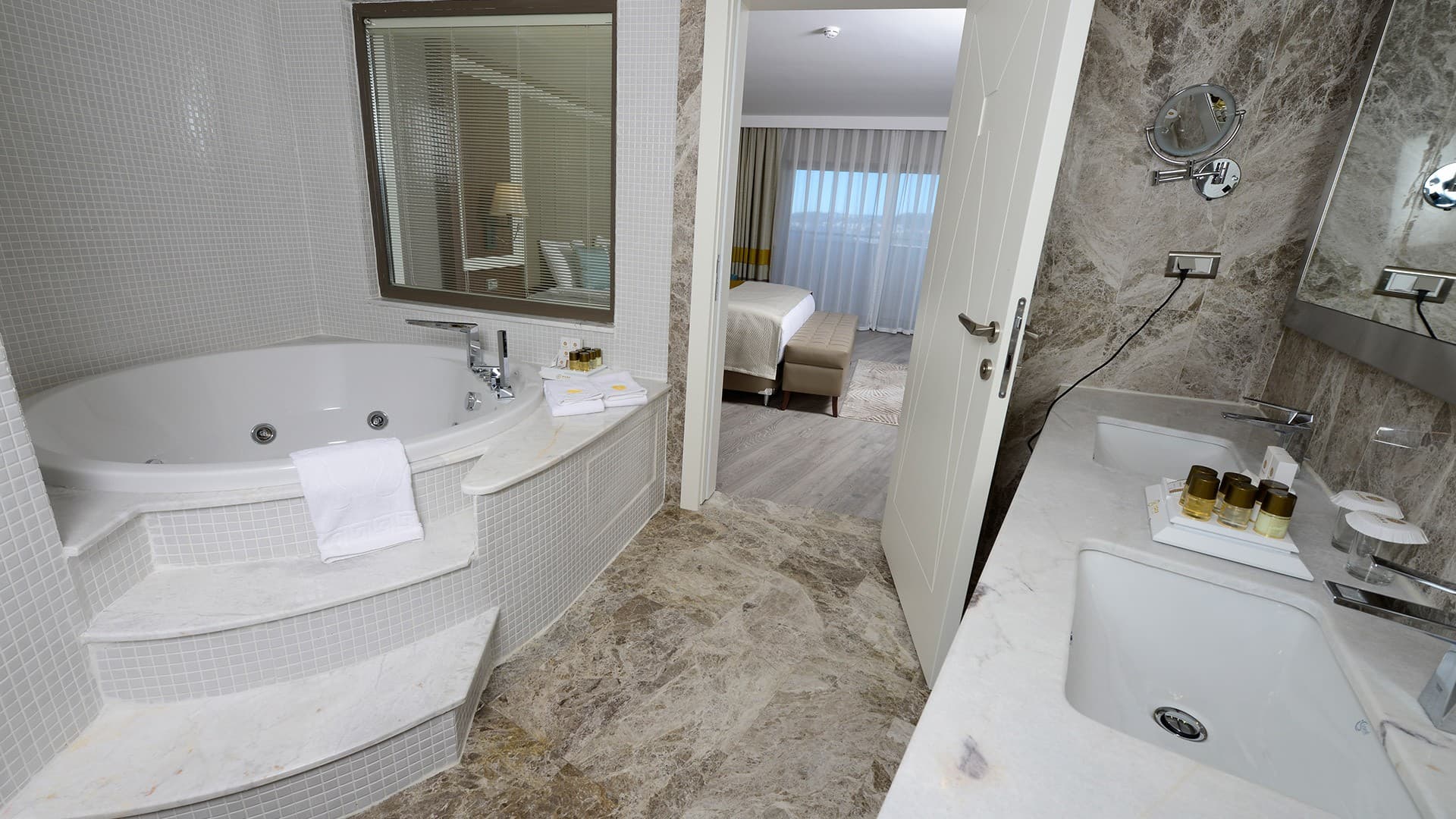 Wome Deluxe Hotel-43