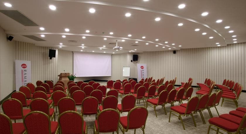 Ramada Plaza by Wyndham İzmir-3