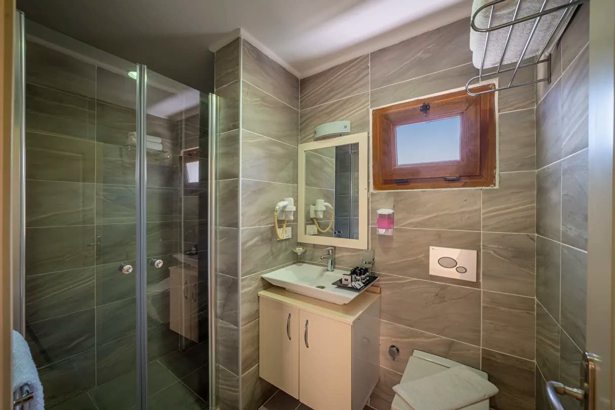 Queen Boutique Hotel-37