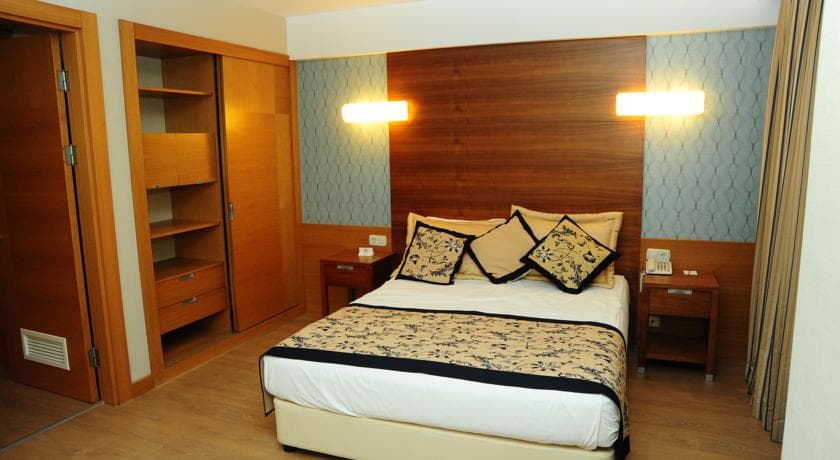 Trendy Side Beach Hotel-39