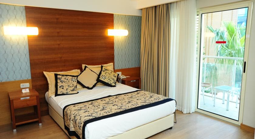 Trendy Side Beach Hotel-37