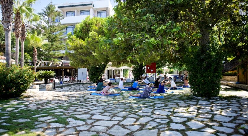 Trendy Side Beach Hotel-11