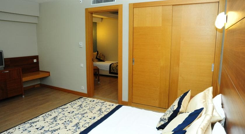 Trendy Side Beach Hotel-41