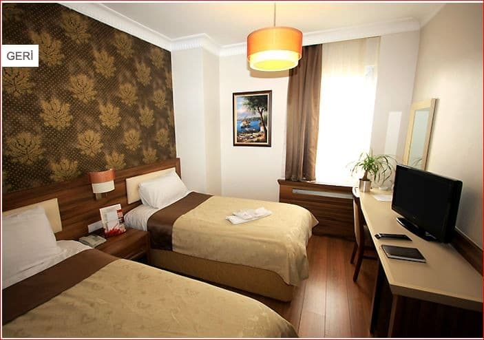 My Rose Hotel-24