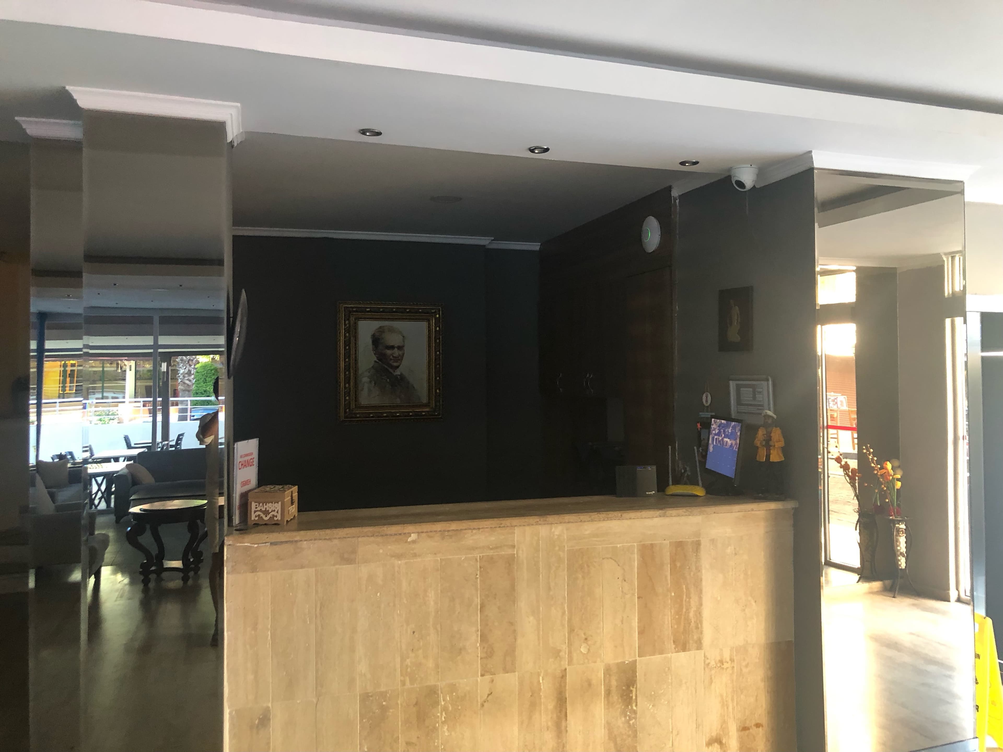 Astoria Life Hotel-18