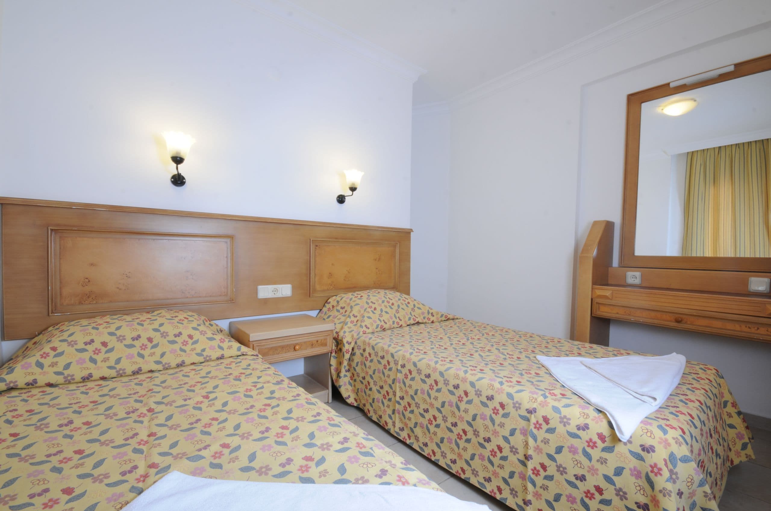 Club Koçer Apartments-12