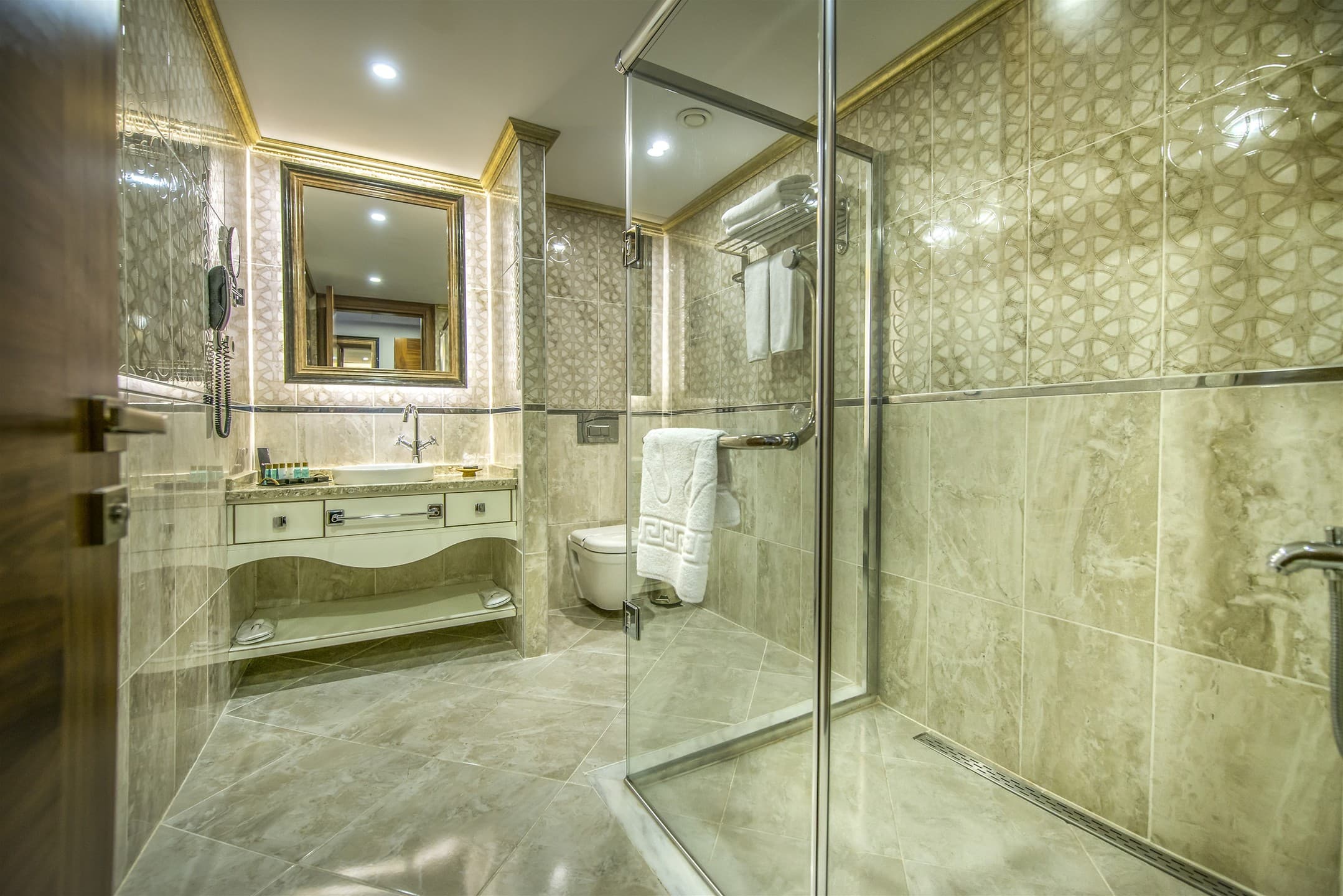 Babillon Hotel & SPA & Restaurant-66