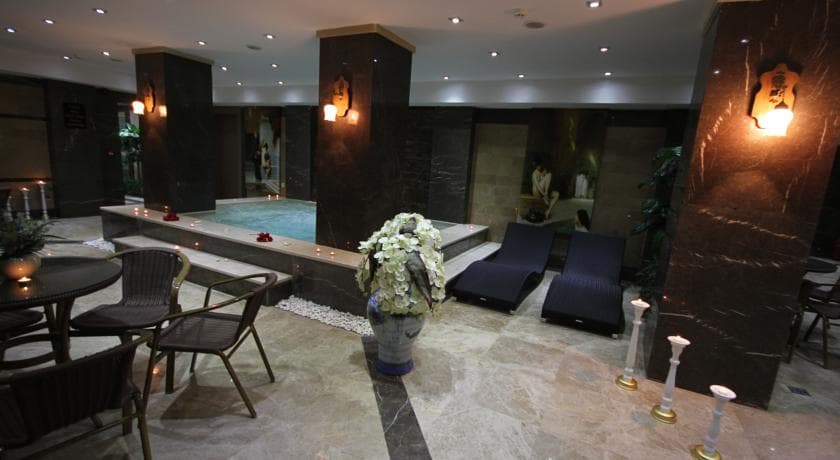 Grand Corner Hotel-25