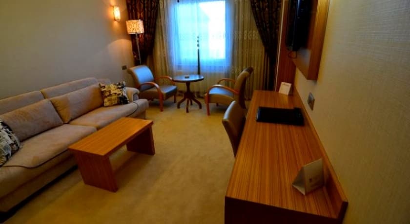 Taşar Royal Hotel-18