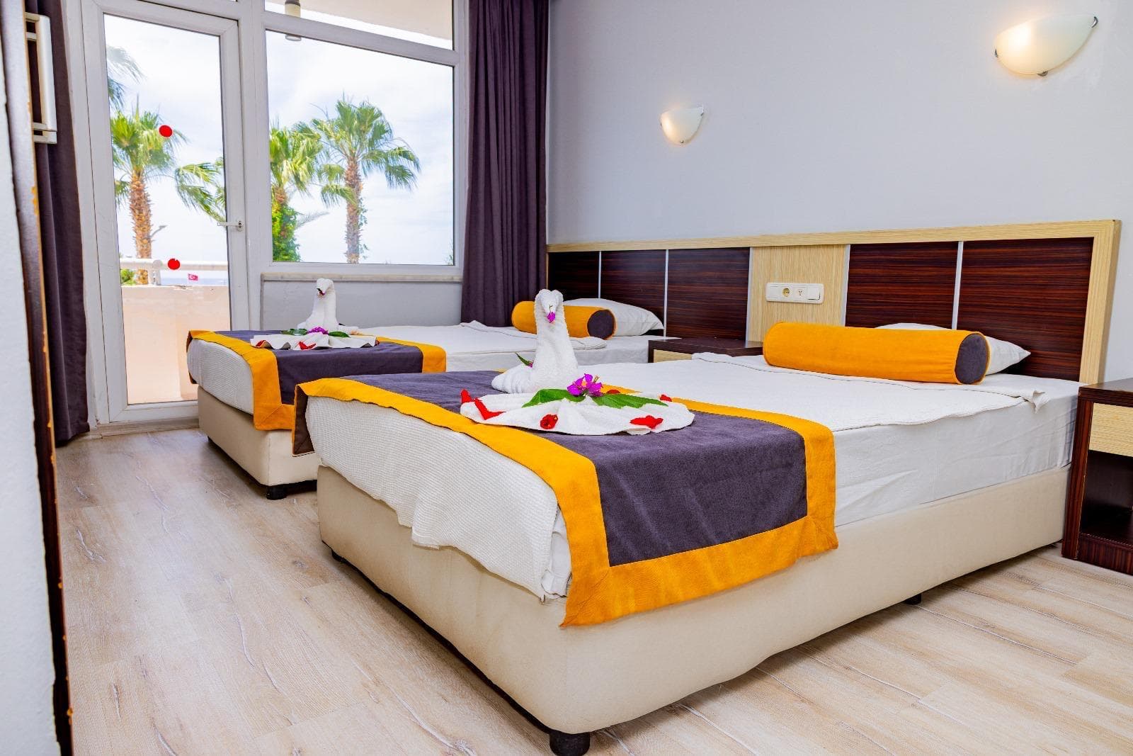 Semt Luna Beach Hotel-1