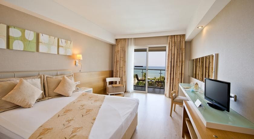 Trendy Palm Beach Hotel-1