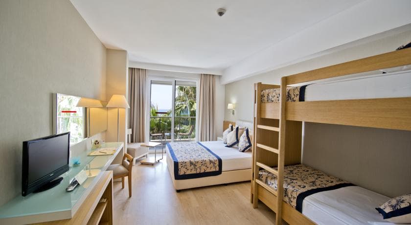 Trendy Palm Beach Hotel-40