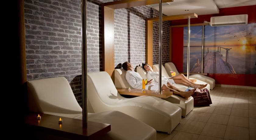 Trendy Palm Beach Hotel-36