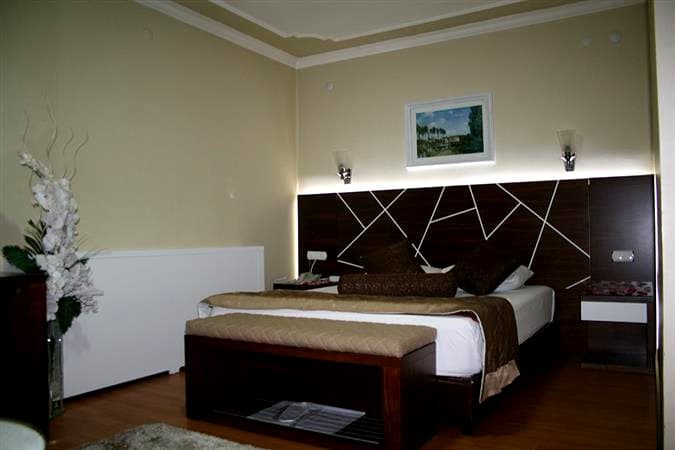 Nysa Otel-1