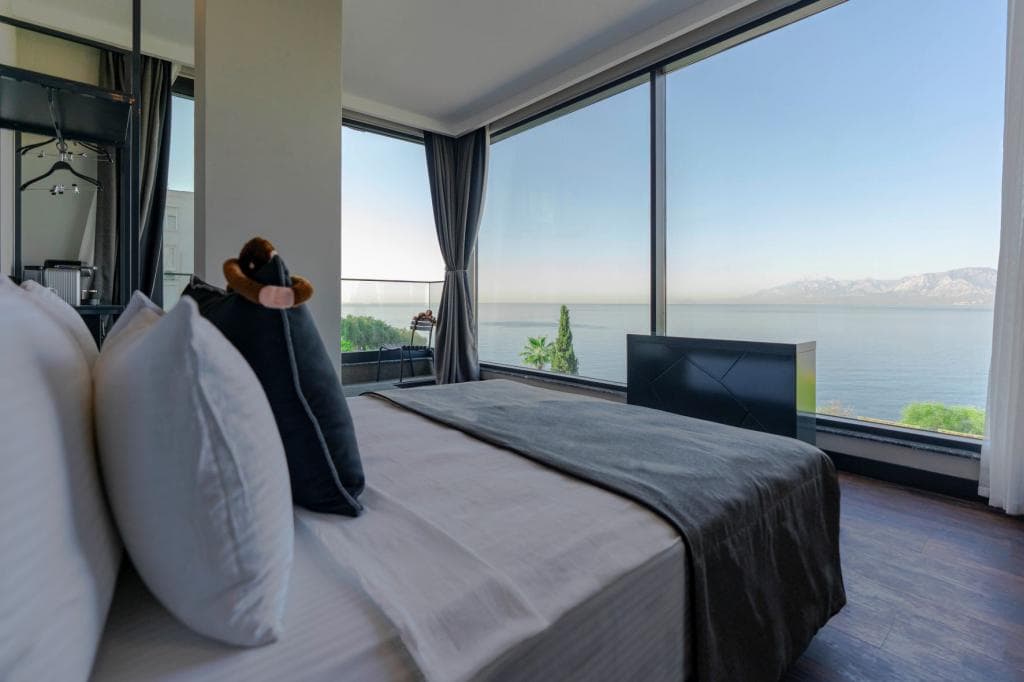 Lucky Monkey Hotel-79